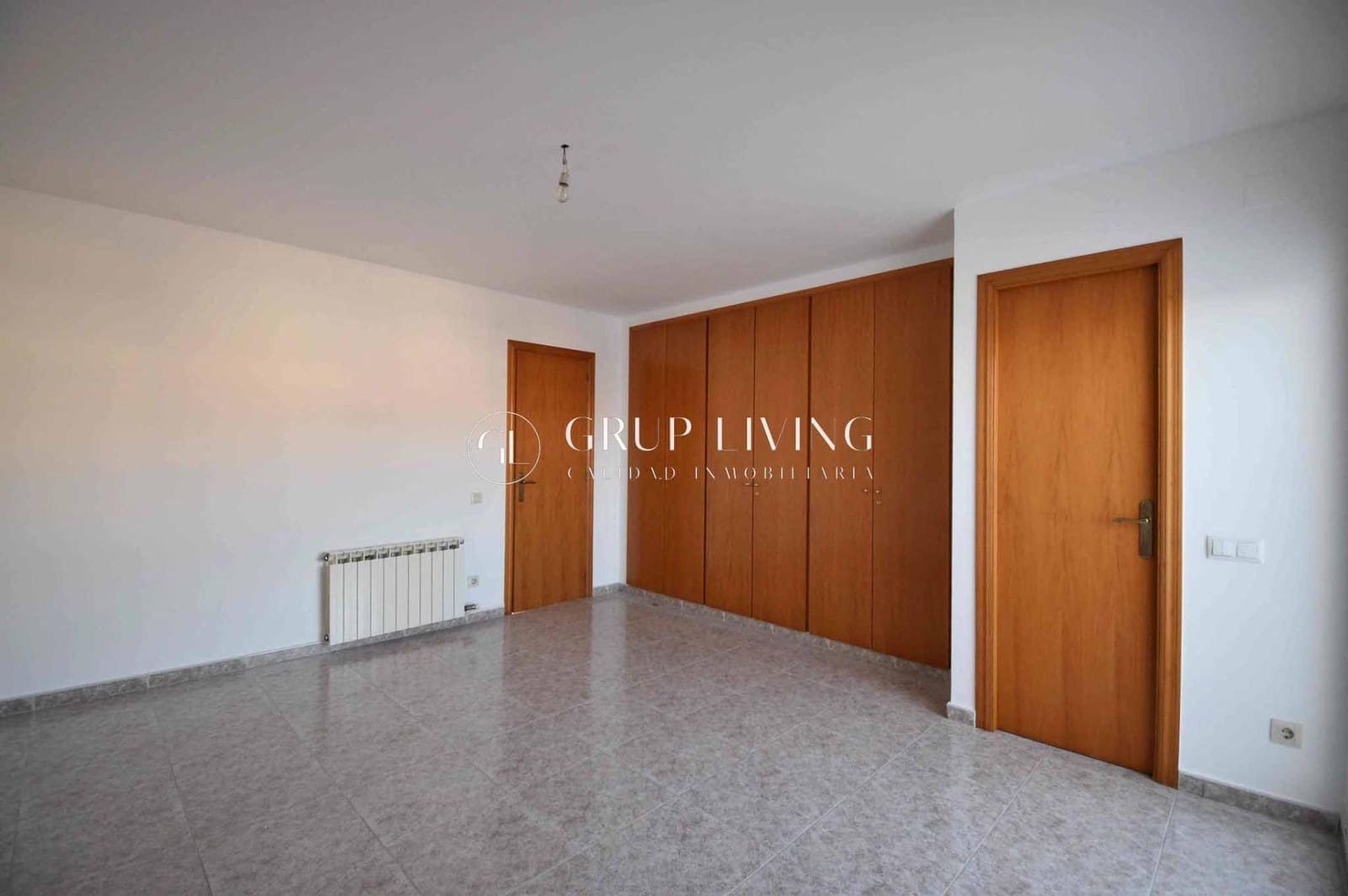 Appartement de 4 chambres à louer à Sant Pere de Ribes avec garage - 1 800 € (Ref: 9456371)