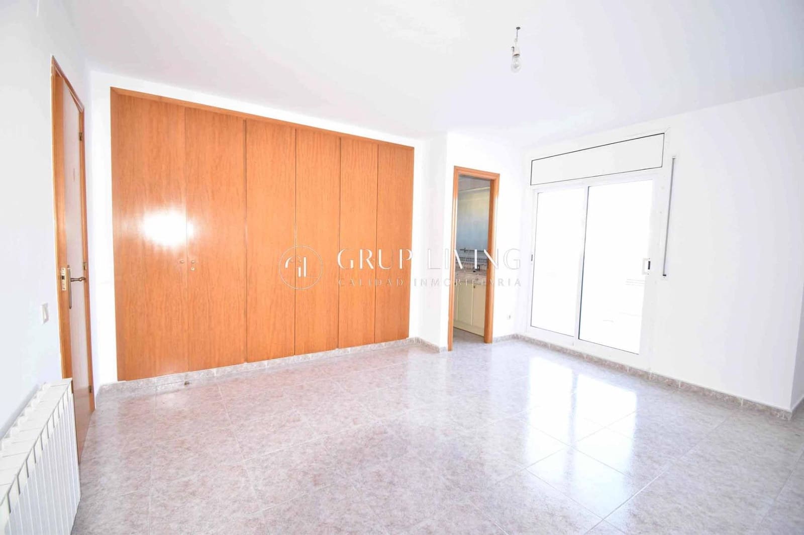 Appartement de 4 chambres à louer à Sant Pere de Ribes avec garage - 1 800 € (Ref: 9456371)