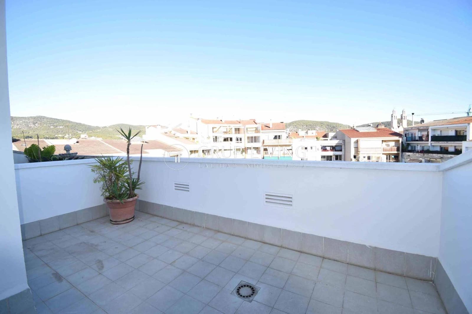 Appartement de 4 chambres à louer à Sant Pere de Ribes avec garage - 1 800 € (Ref: 9456371)