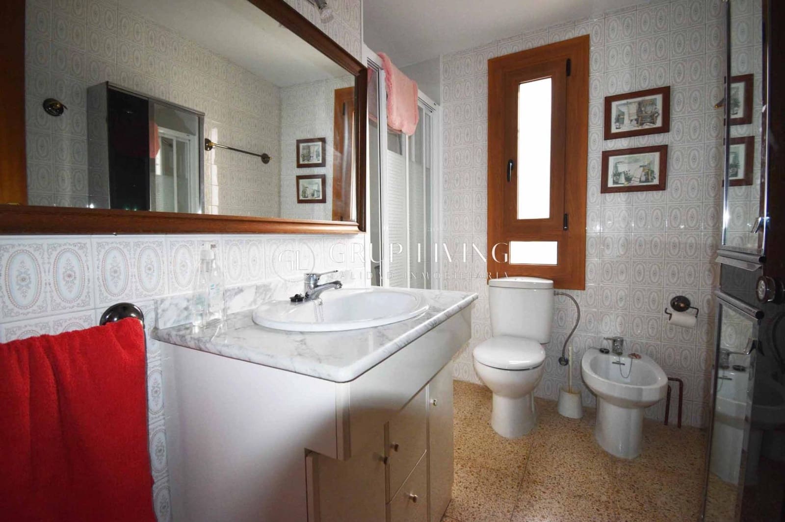 Chalet de 4 habitaciones en Olivella en alquiler con piscina garaje - 1.800 € (Ref: 9468551)