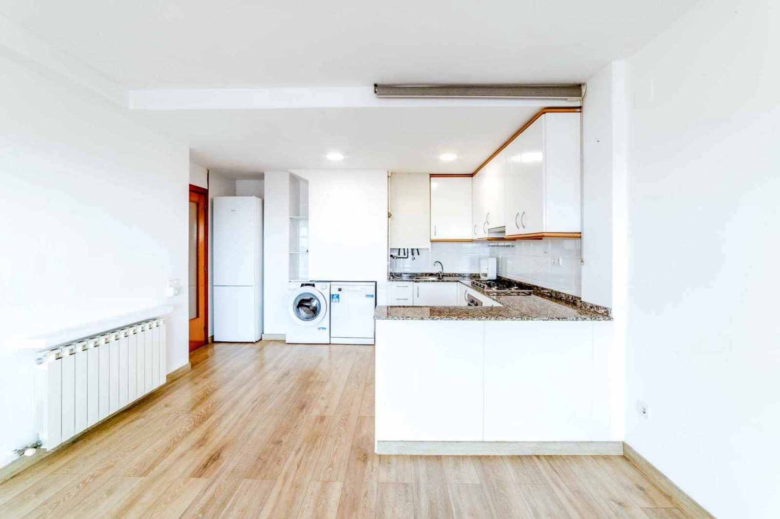 1 bedroom Flat for sale in Sitges with pool - € 325,000 (Ref: 9497505)