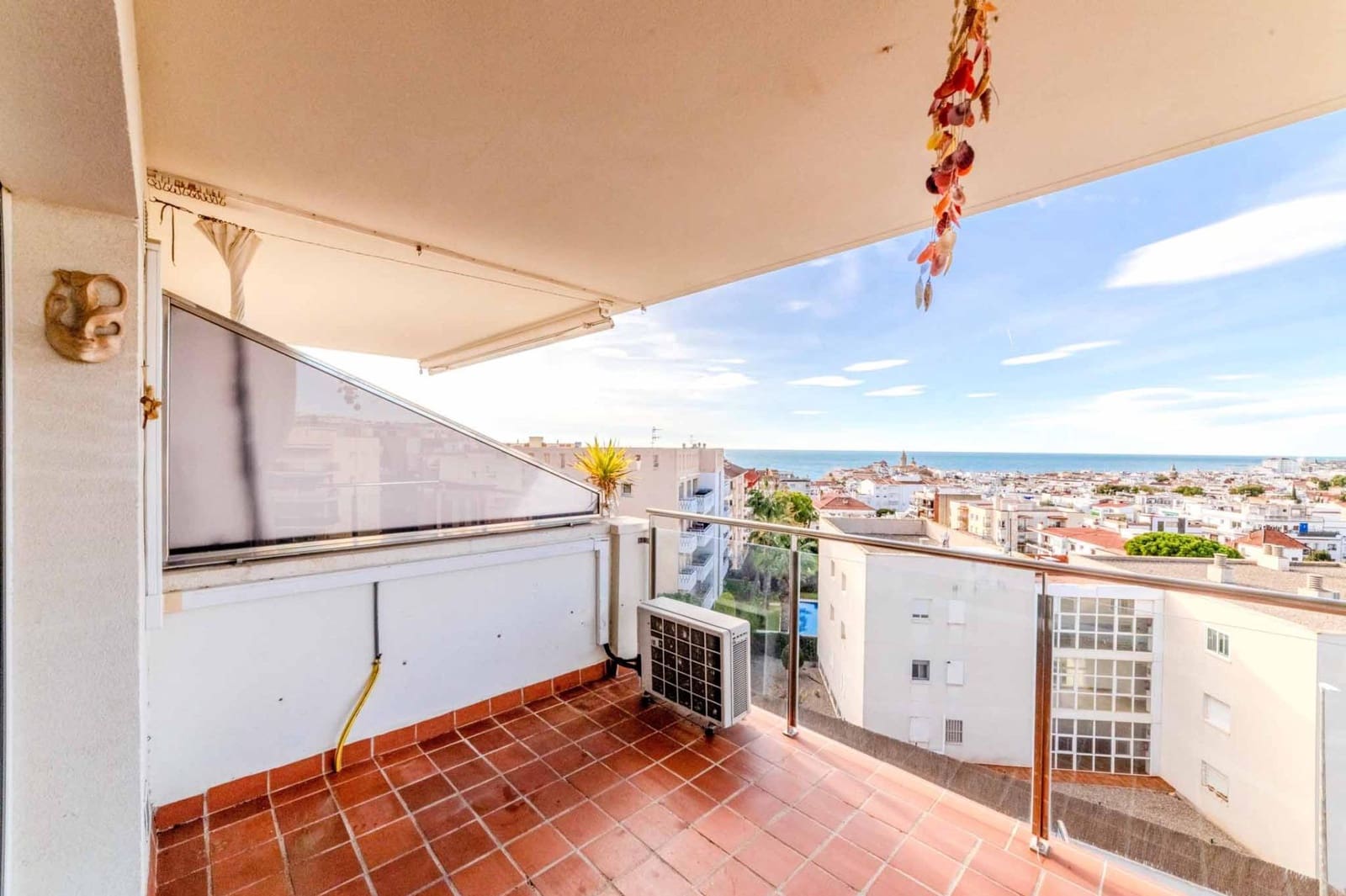 1 bedroom Flat for sale in Sitges with pool - € 325,000 (Ref: 9497505)