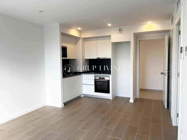 2 makuuhuone Asunto vuokrattavana paikassa Vilanova i la Geltrú mukana uima-altaan 
autotalli - 1 300 € (Ref: 9497506)