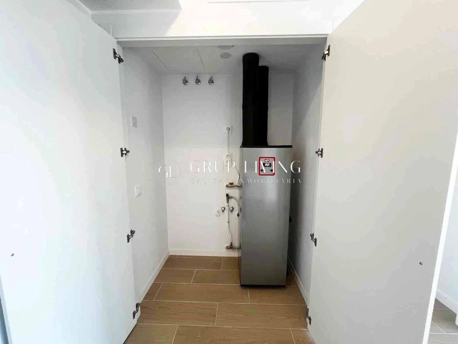 2 bedroom Flat for rent in Vilanova i la Geltru with pool garage - € 1,300 (Ref: 9497506)