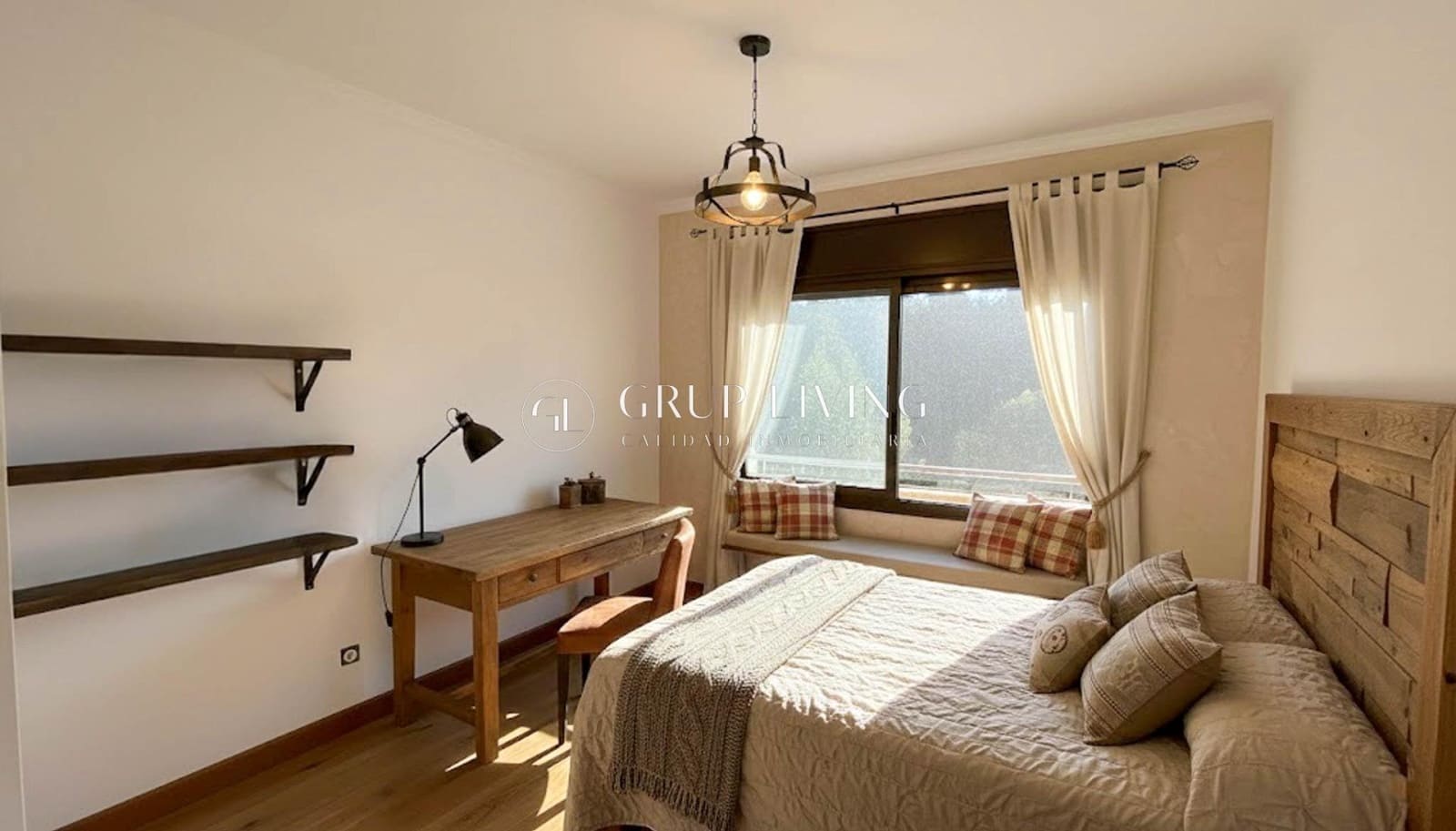 4 quarto Moradia para venda em Sitges com piscina garagem - 950 000 € (Ref: 9536494)