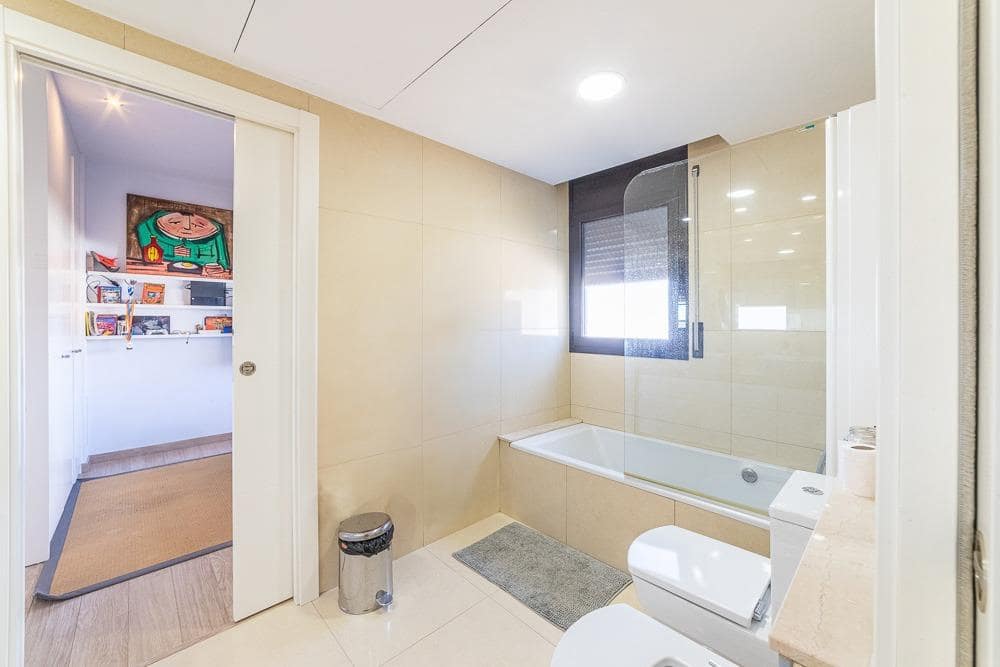 4 camera da letto Villa in vendita in Sant Pere de Ribes con piscina garage - 975.000 € (Rif: 9555976)