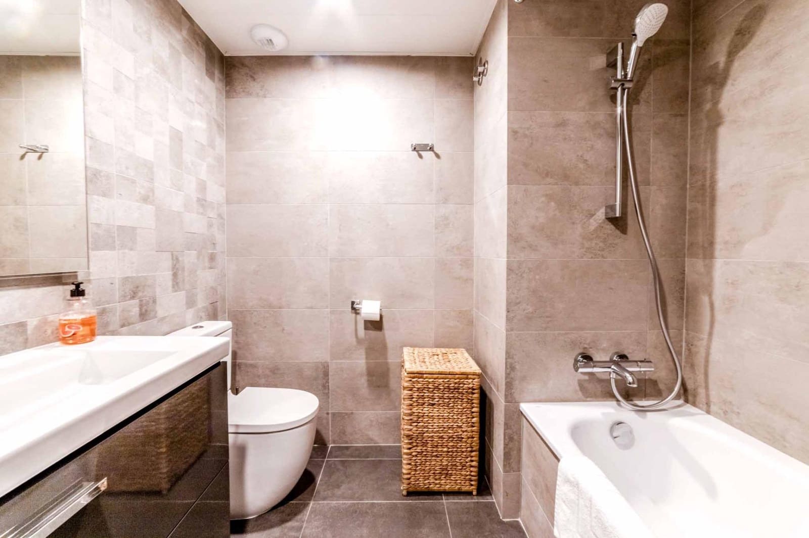 3 slaapkamer Flat te koop in Sitges met zwembad - € 650.000 (Ref: 9583021)