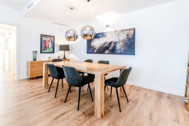 3 slaapkamer Flat te koop in Sitges met zwembad - € 650.000 (Ref: 9583021)