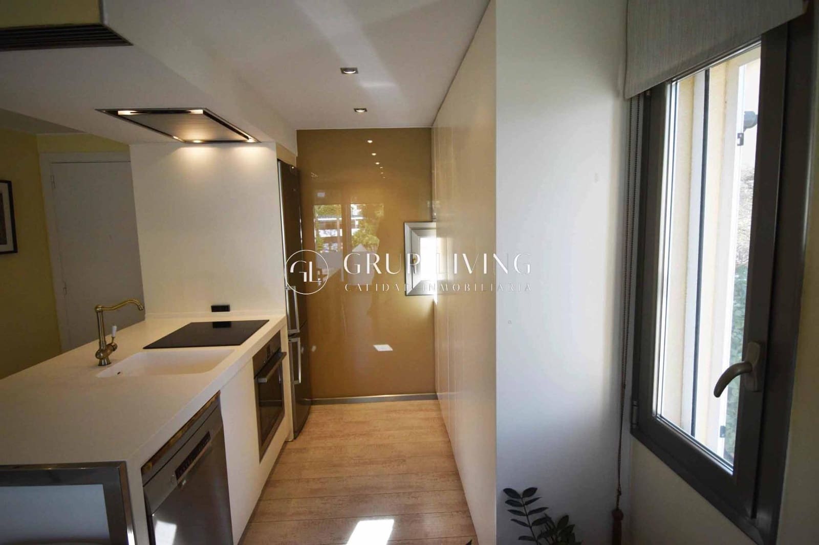 2 slaapkamer Flat te huur in Sant Pere de Ribes met garage - € 1.538 (Ref: 9586622)