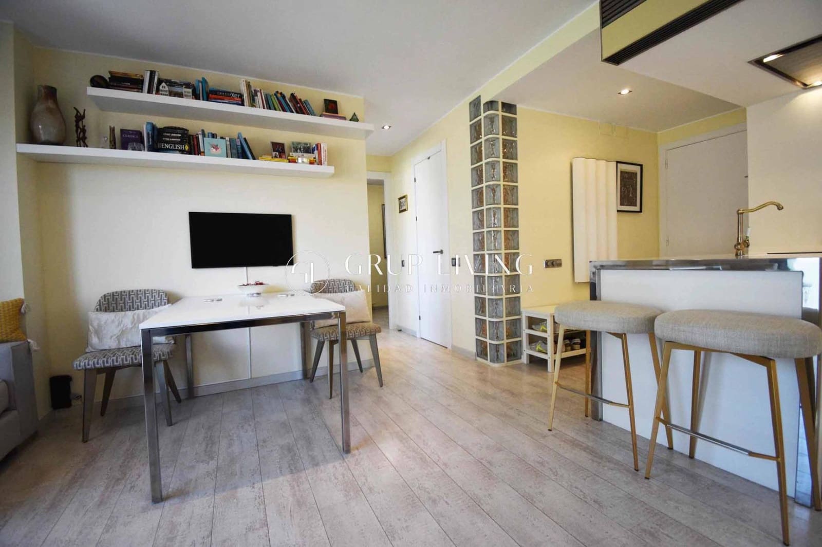 2 slaapkamer Flat te huur in Sant Pere de Ribes met garage - € 1.538 (Ref: 9586622)