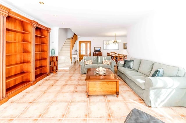 5 sovrum Villa till salu i Sitges med pool garage - 895 000 € (Ref: 9591408)