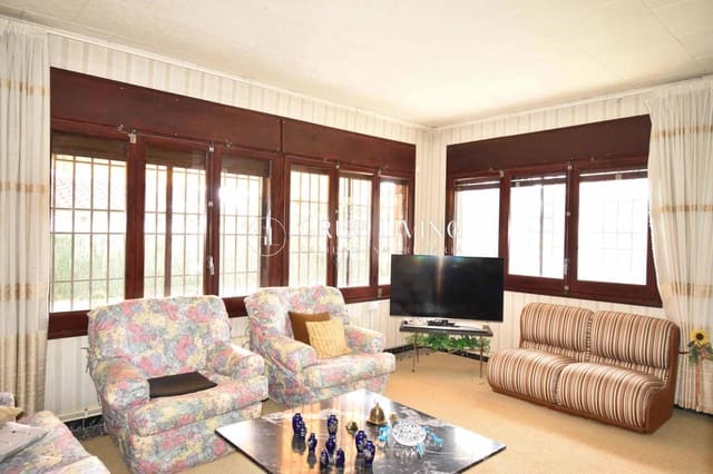 2 soveværelse Villa til salg i Calafell med garage - € 425.000 (Ref: 9596293)