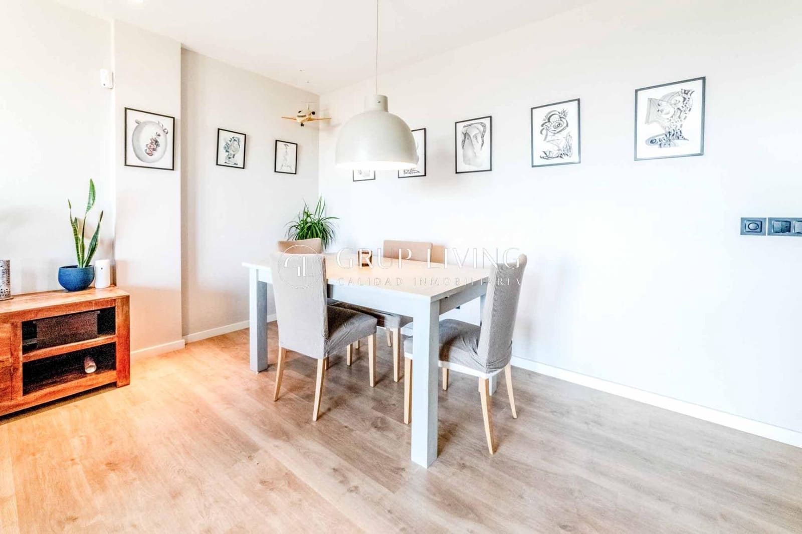 4 makuuhuone Asunto myytävänä paikassa Sitges mukana uima-altaan 
autotalli - 1 300 000 € (Ref: 9615640)