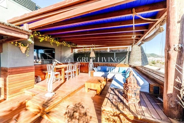 4 chambre Appartement à vendre à Sitges avec piscine garage - 1 198 000 € (Ref: 9615640)