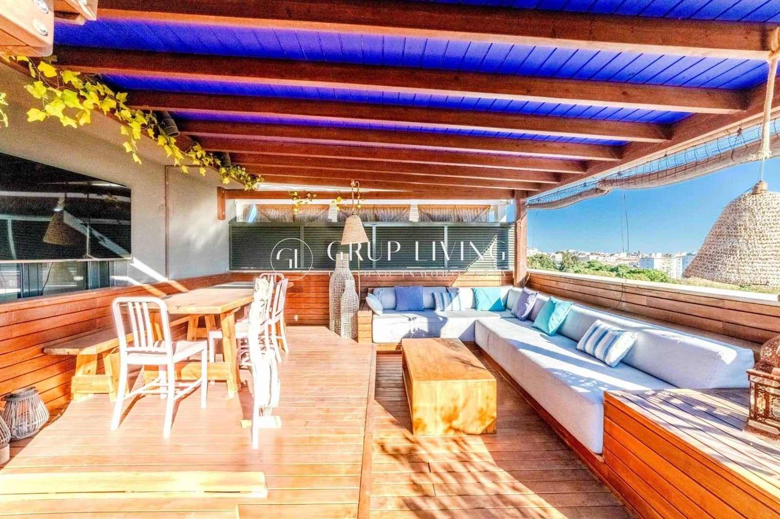 4 sovrum Lägenhet till salu i Sitges med pool garage - 1 198 000 € (Ref: 9615640)