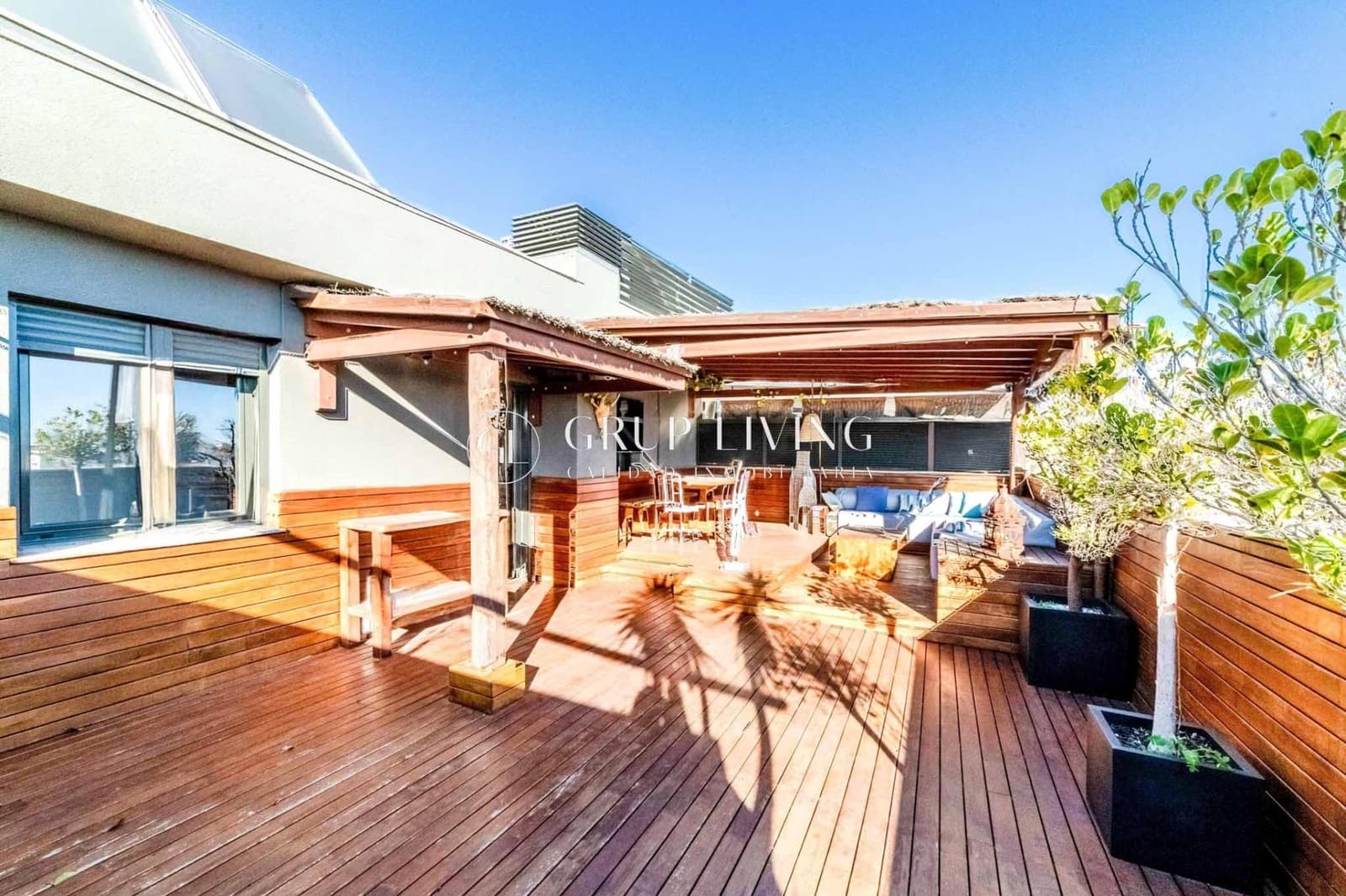 4 sovrum Lägenhet till salu i Sitges med pool garage - 1 198 000 € (Ref: 9615640)