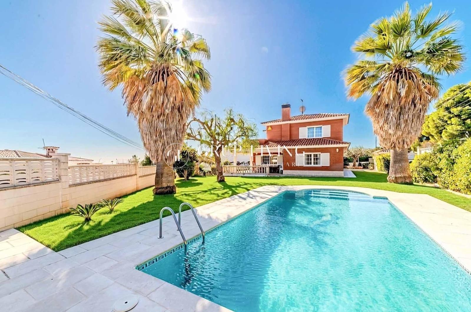 Chalet de 5 habitaciones en El Vendrell en venta con piscina garaje - 775.000 € (Ref: 9615641)