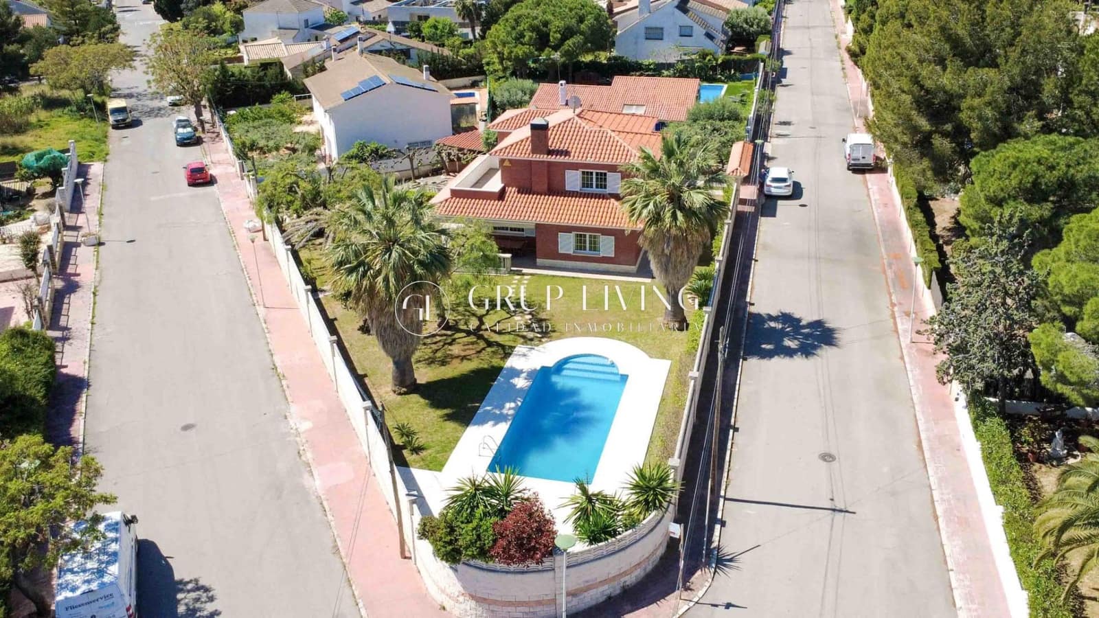 5 bedroom Villa for sale in El Vendrell with pool garage - € 775,000 (Ref: 9615641)