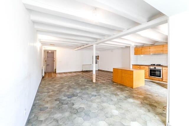 4 slaapkamer Villa te koop in Vilanova i la Geltrú - € 450.000 (Ref: 9619414)