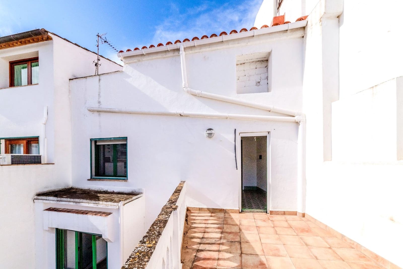 4 slaapkamer Villa te koop in Vilanova i la Geltru - € 450.000 (Ref: 9619414)