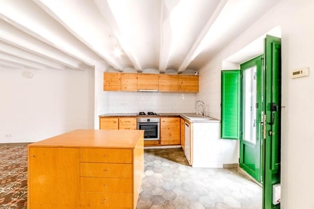 4 slaapkamer Villa te koop in Vilanova i la Geltrú - € 450.000 (Ref: 9619414)