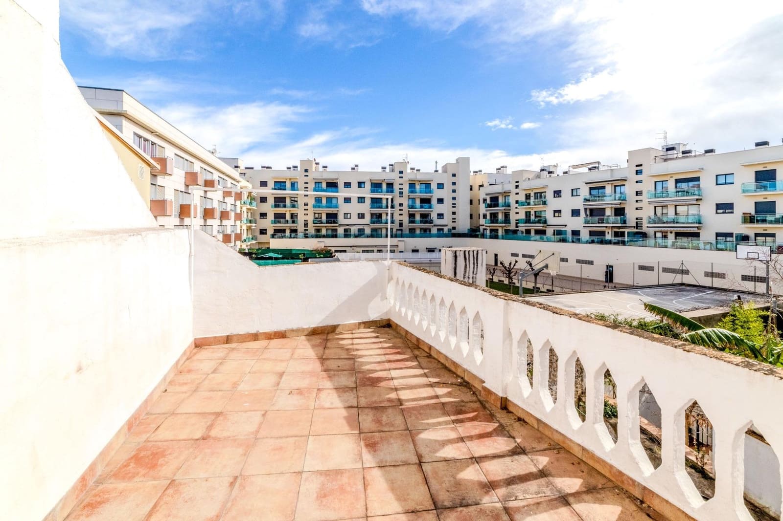 4 slaapkamer Villa te koop in Vilanova i la Geltru - € 450.000 (Ref: 9619414)