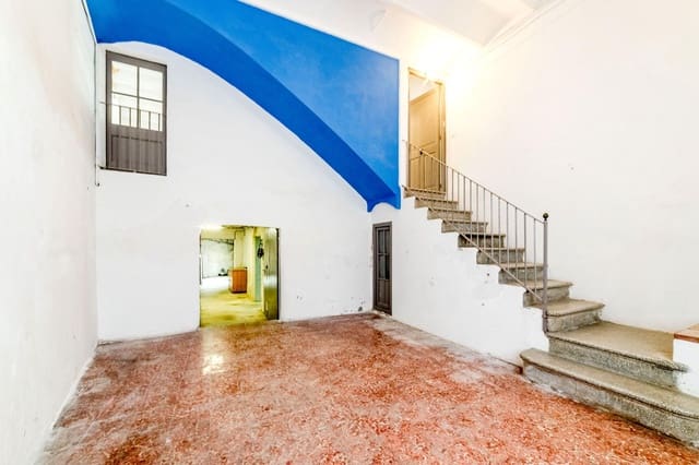 4 slaapkamer Villa te koop in Vilanova i la Geltrú - € 450.000 (Ref: 9619414)