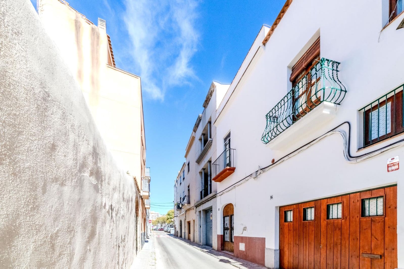 4 slaapkamer Villa te koop in Vilanova i la Geltru - € 450.000 (Ref: 9619414)