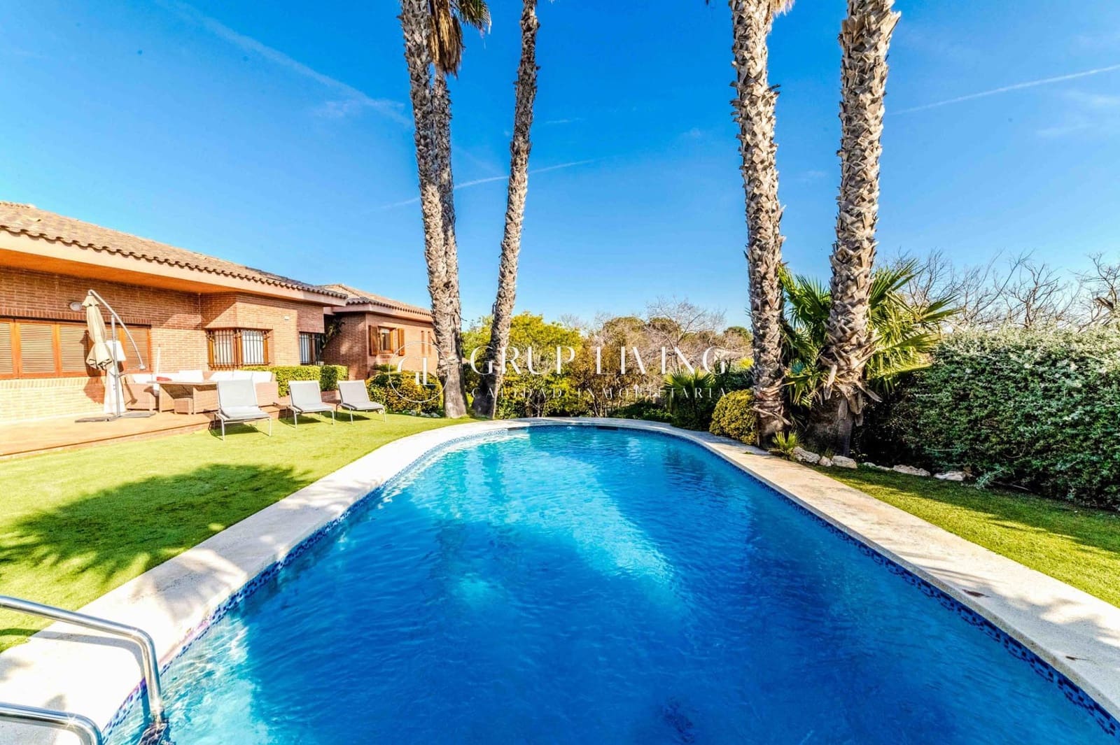 4 soverom Villa til salgs i Vilanova i la Geltru med garasje - € 1 150 000 (Ref: 9627684)