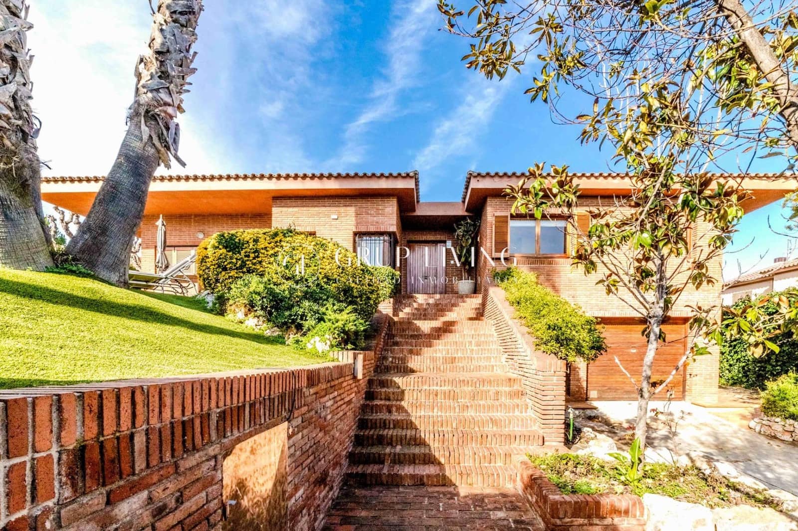 4 soverom Villa til salgs i Vilanova i la Geltru med garasje - € 1 150 000 (Ref: 9627684)