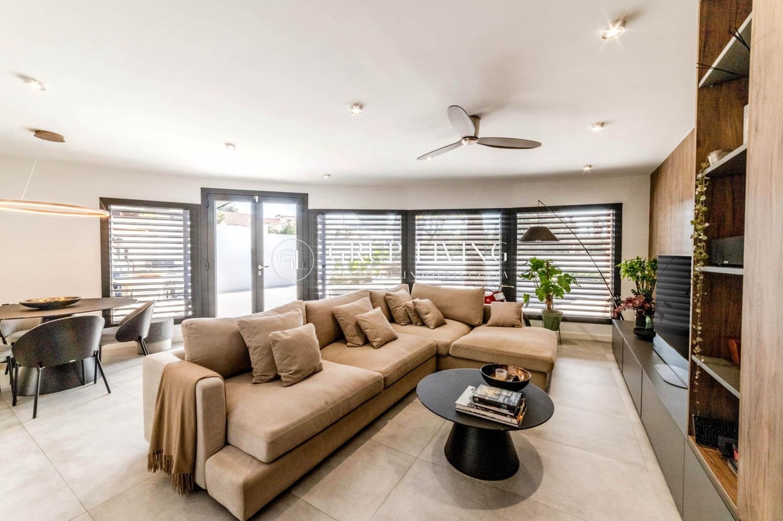 2 slaapkamer Villa te koop in Sant Pere de Ribes met zwembad garage - € 1.145.000 (Ref: 9630144)