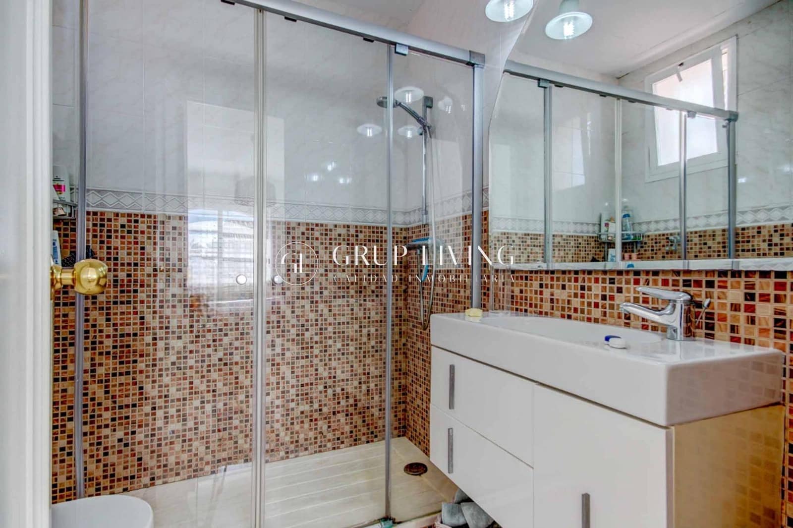 Adosado de 5 habitaciones en Sitges en venta con garaje - 1.060.000 € (Ref: 9634406)