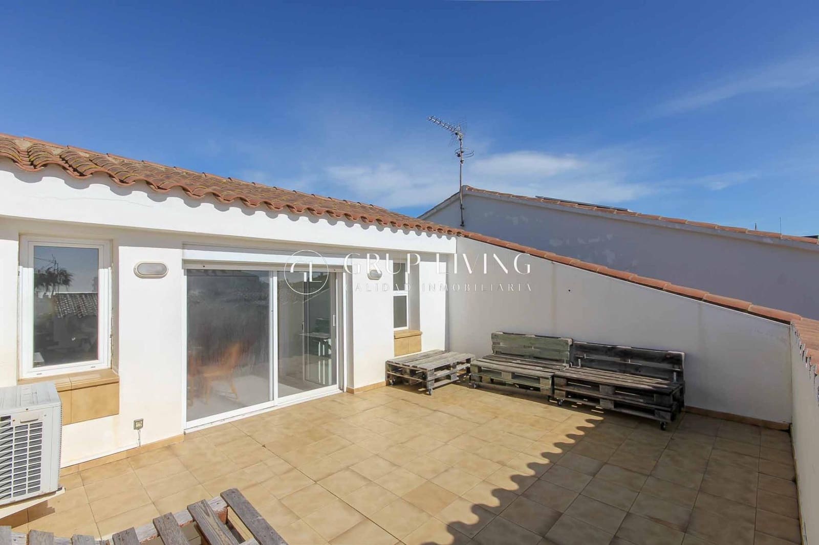 Adosado de 5 habitaciones en Sitges en venta con garaje - 1.060.000 € (Ref: 9634406)