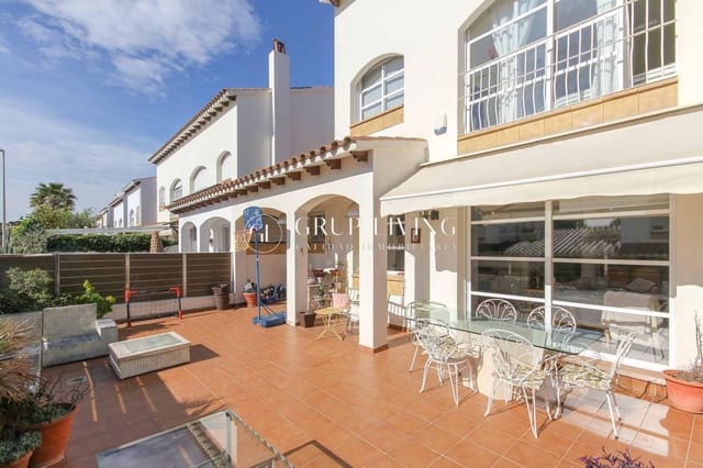 Adosado de 5 habitaciones en Sitges en venta con garaje - 1.060.000 € (Ref: 9634406)