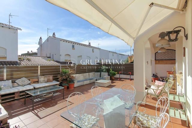 Adosado de 5 habitaciones en Sitges en venta con garaje - 1.060.000 € (Ref: 9634406)