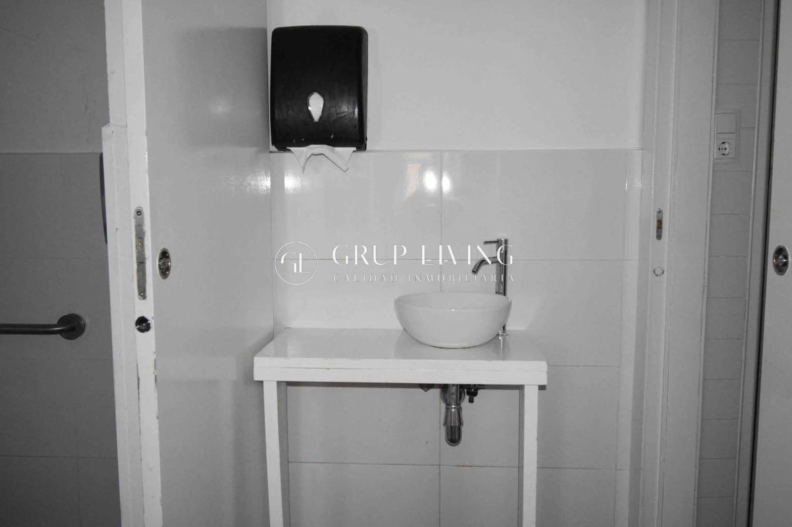 Commercial for rent in Sitges - € 875 (Ref: 9648271)