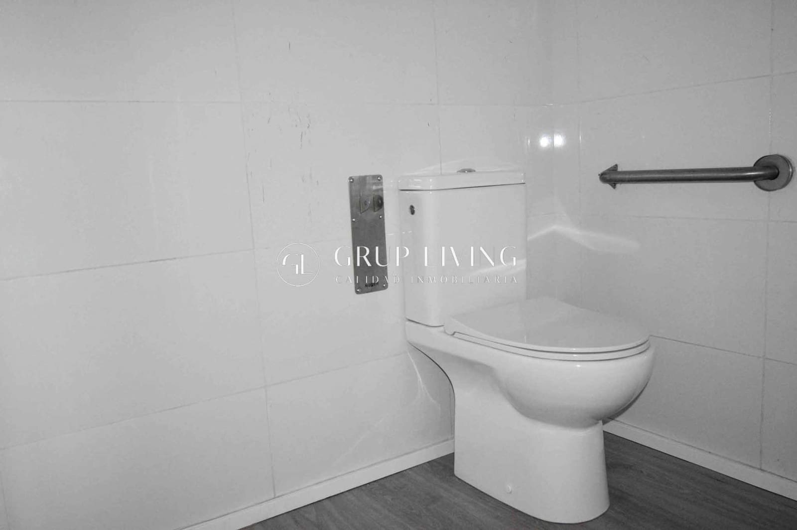 Commercial for rent in Sitges - € 875 (Ref: 9648271)