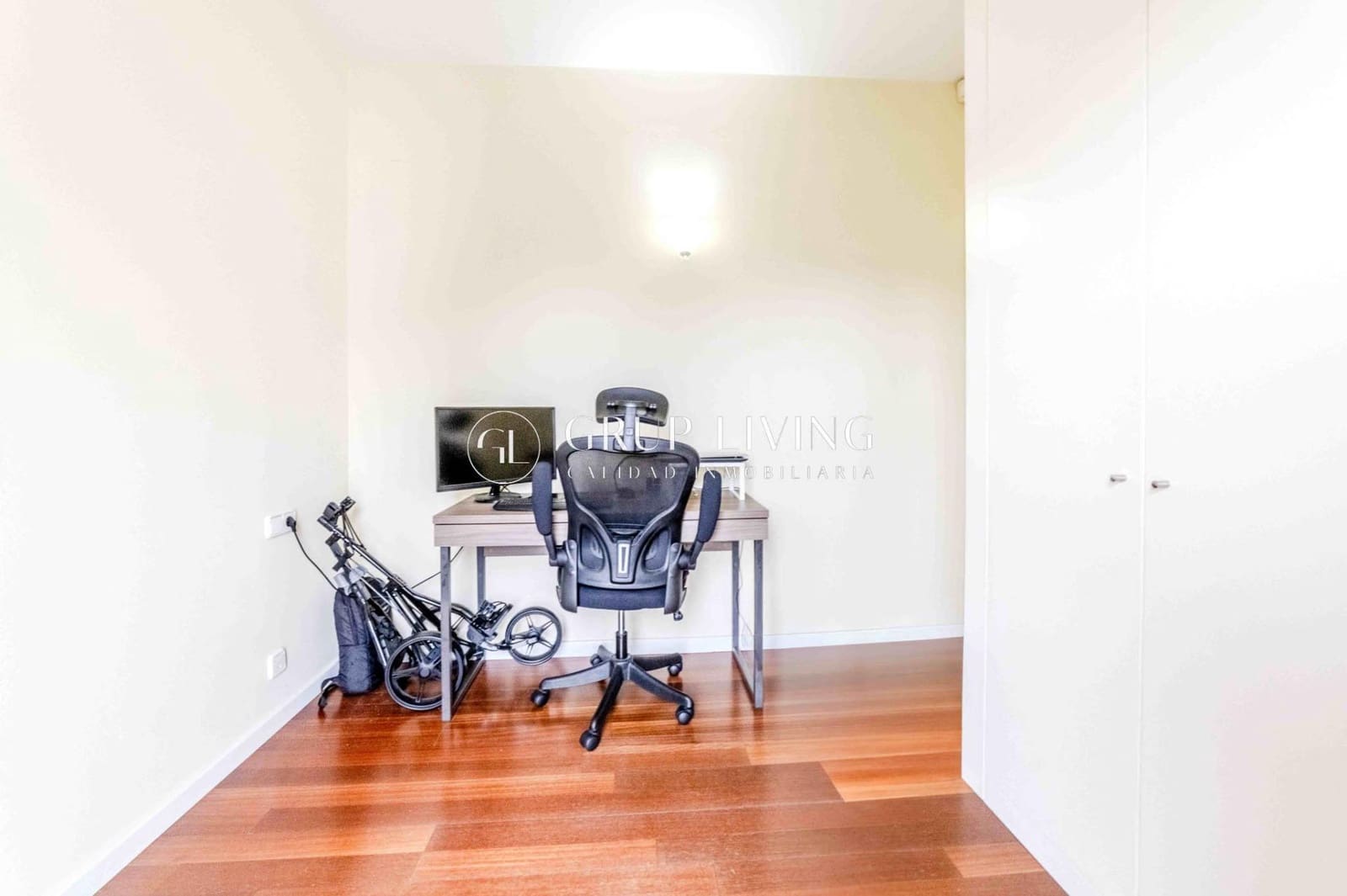 2 bedroom Flat for sale in Sant Pere de Ribes with garage - € 399,000 (Ref: 9652109)