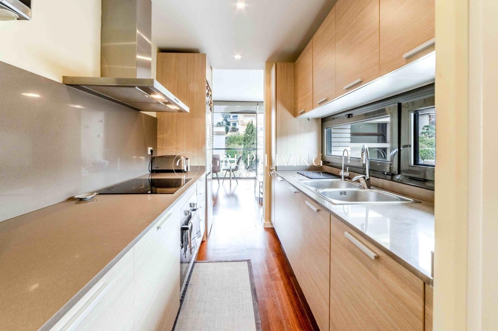 2 bedroom Flat for sale in Sant Pere de Ribes with garage - € 399,000 (Ref: 9652109)