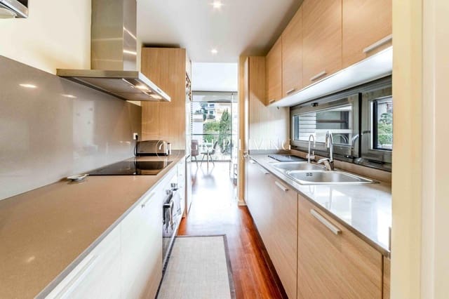 2 bedroom Flat for sale in Sant Pere de Ribes with garage - € 399,000 (Ref: 9652109)