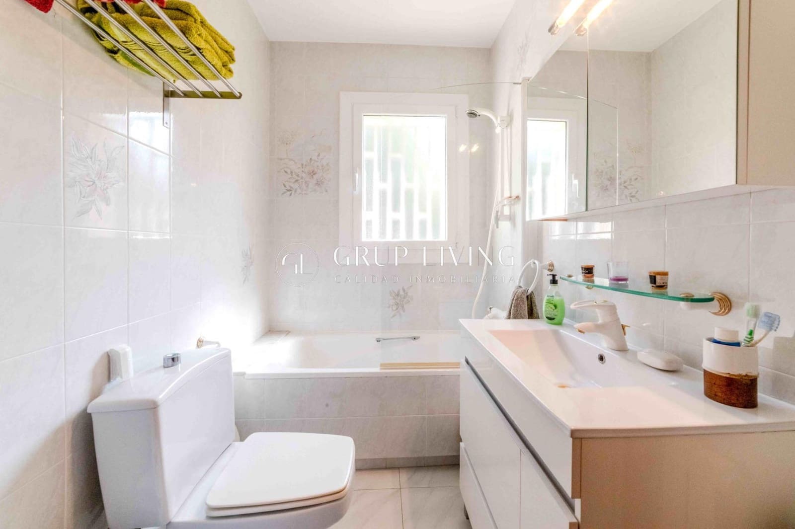 3 soveværelse Villa til salg i Calafell med swimmingpool garage - € 500.000 (Ref: 9670776)