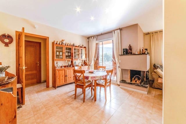 3 soveværelse Villa til salg i Calafell med swimmingpool garage - € 500.000 (Ref: 9670776)