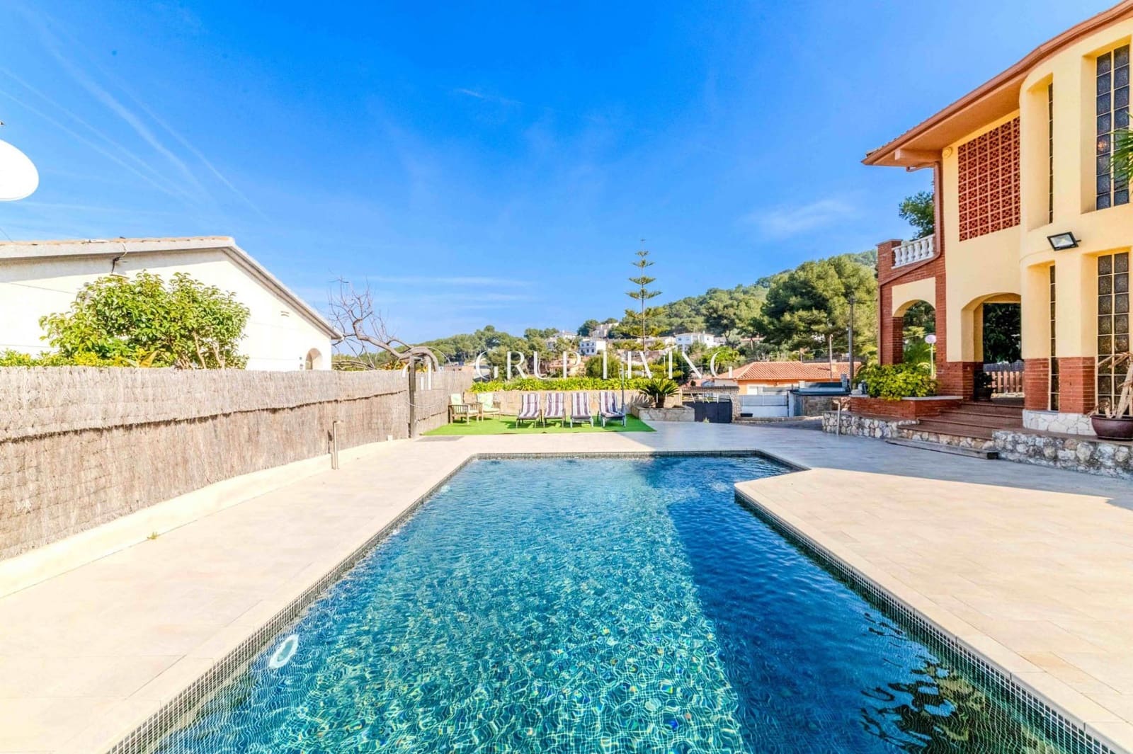 3 soveværelse Villa til salg i Calafell med swimmingpool garage - € 500.000 (Ref: 9670776)