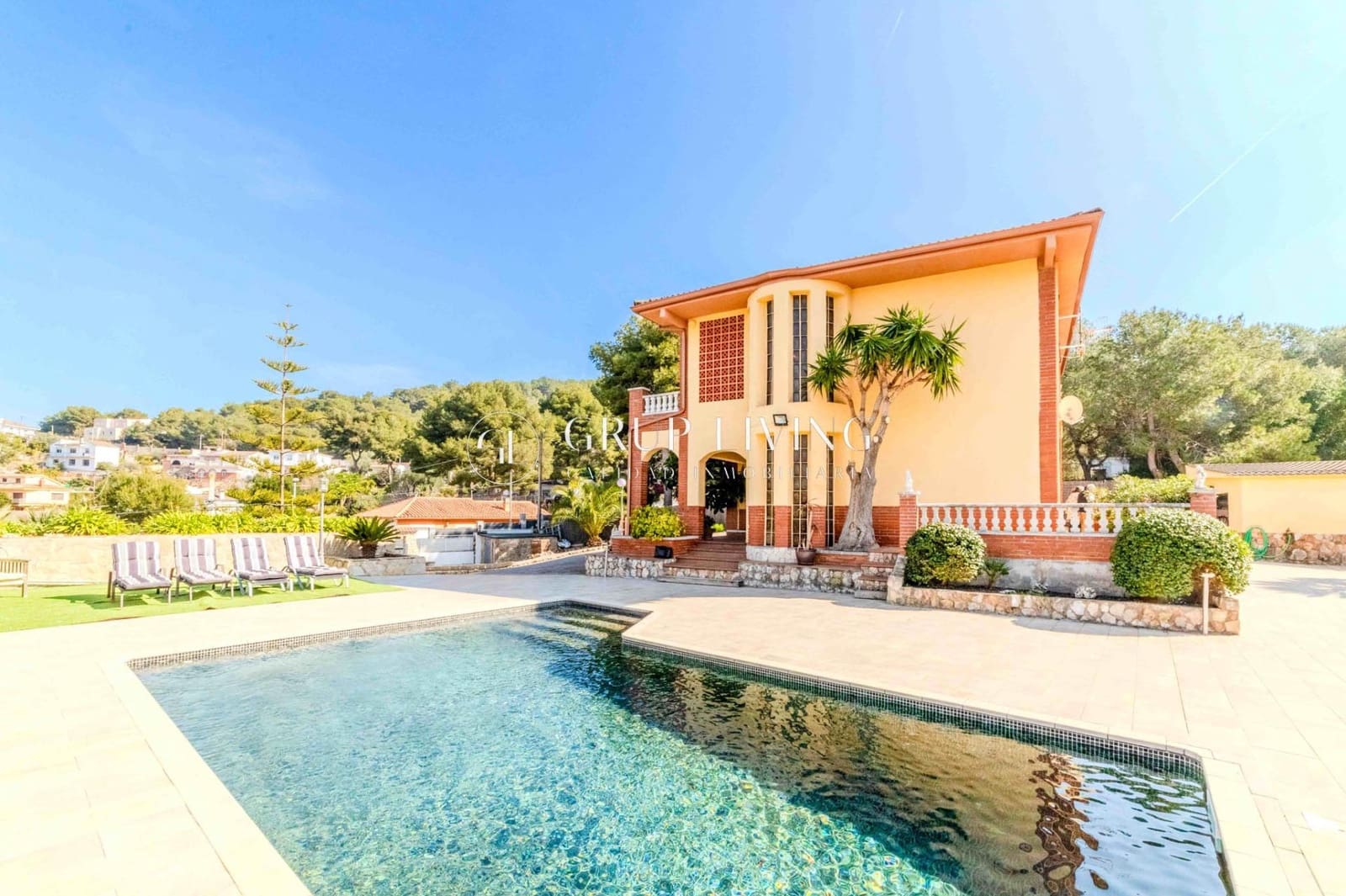 3 soveværelse Villa til salg i Calafell med swimmingpool garage - € 500.000 (Ref: 9670776)