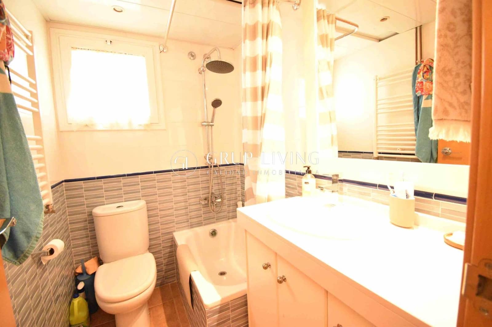 5 bedroom Terraced Villa for sale in Sitges with pool garage - € 670,000 (Ref: 9674332)