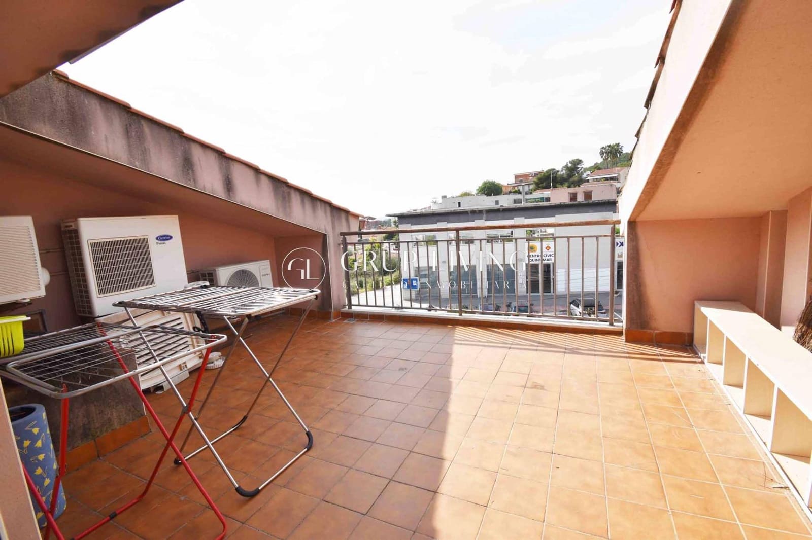 5 bedroom Terraced Villa for sale in Sitges with pool garage - € 670,000 (Ref: 9674332)