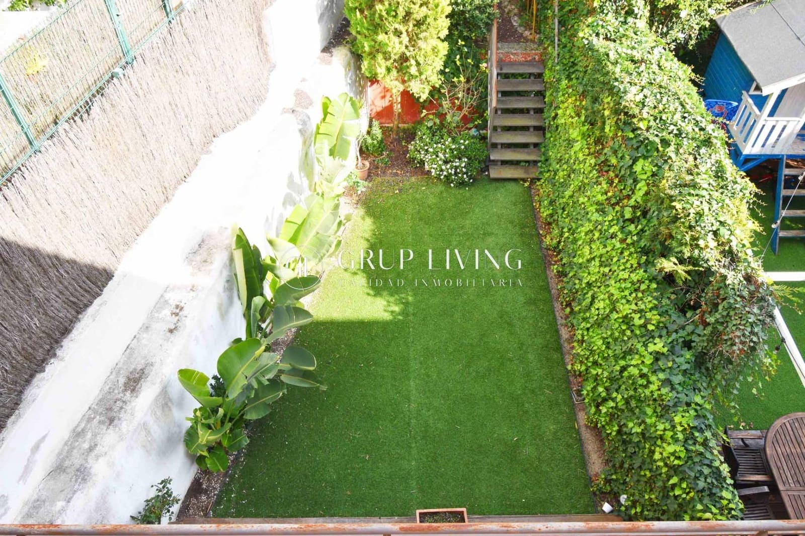 5 bedroom Terraced Villa for sale in Sitges with pool garage - € 670,000 (Ref: 9674332)