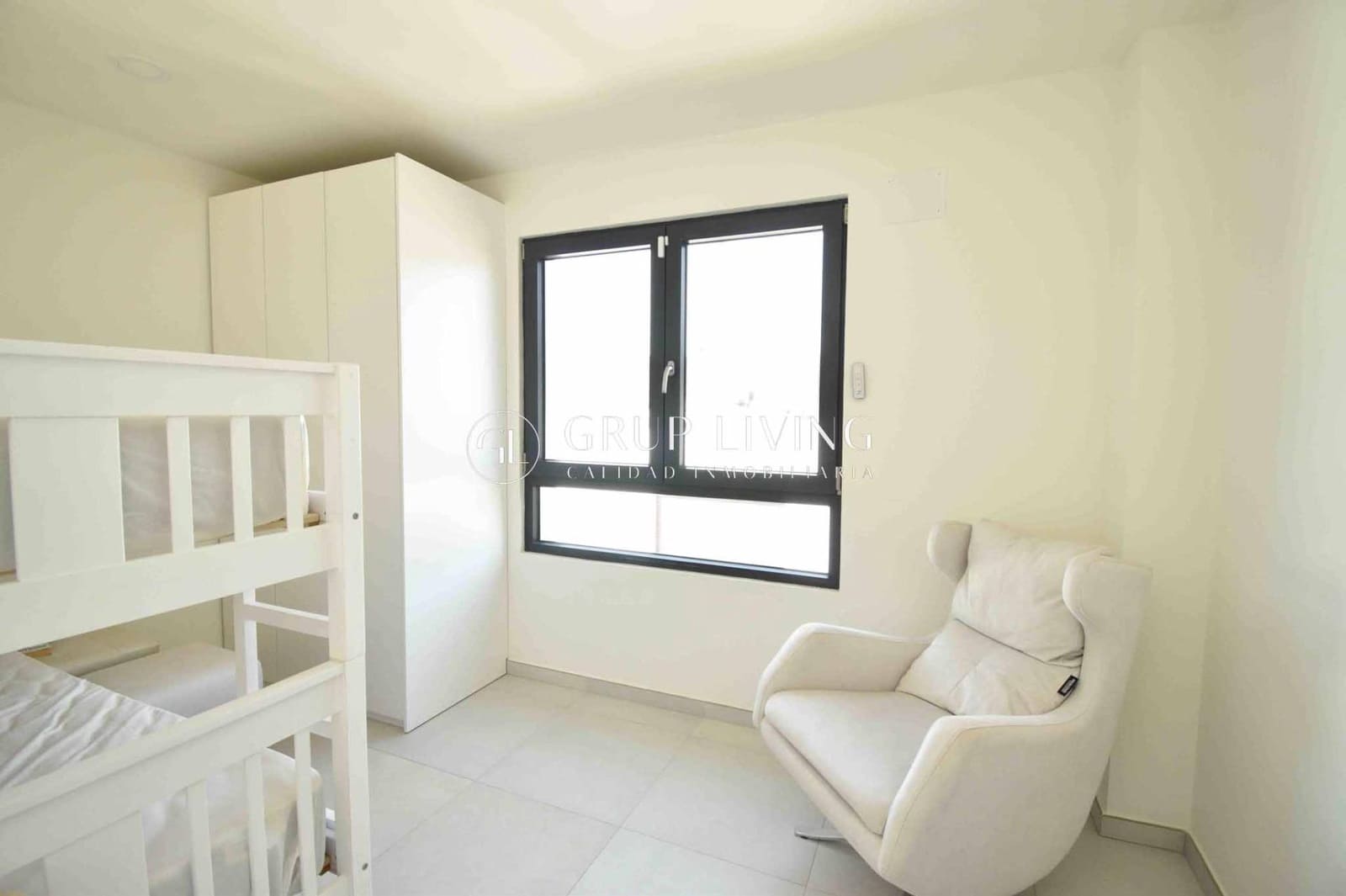 Chalet de 3 habitaciones en Sant Pere de Ribes en alquiler con piscina garaje - 3.500 € (Ref: 9674333)