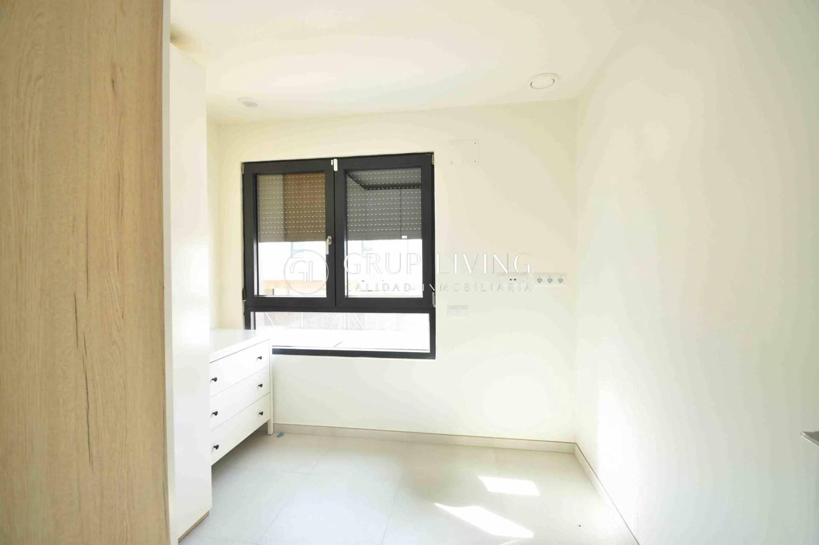 Chalet de 3 habitaciones en Sant Pere de Ribes en alquiler con piscina garaje - 3.500 € (Ref: 9674333)