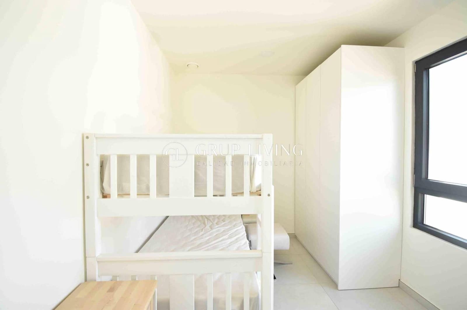 Chalet de 3 habitaciones en Sant Pere de Ribes en alquiler con piscina garaje - 3.500 € (Ref: 9674333)